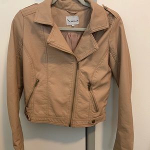 Nude colored leather jacket in a great shape.